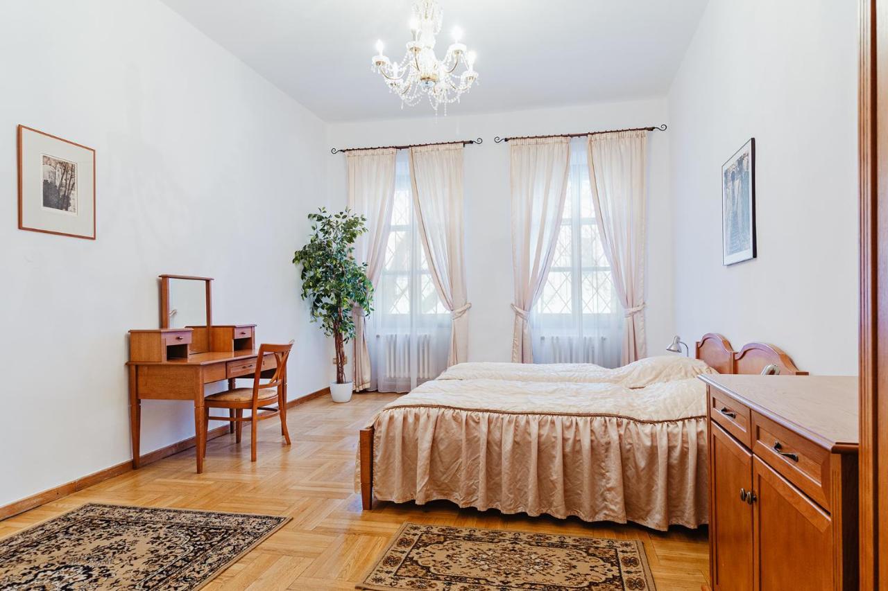 U Cerneho Medveda- At The Black Bear Apartment ปราก ภายนอก รูปภาพ